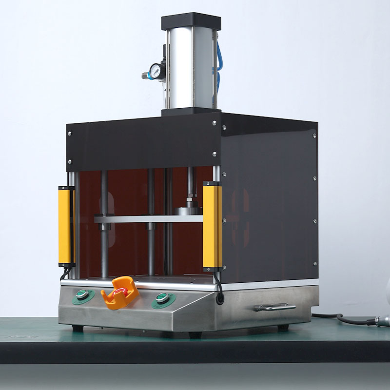 UkraineAir tightness test fixture